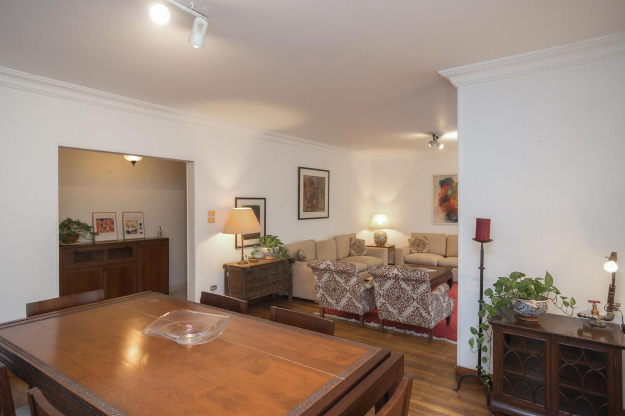Almond Apartment *